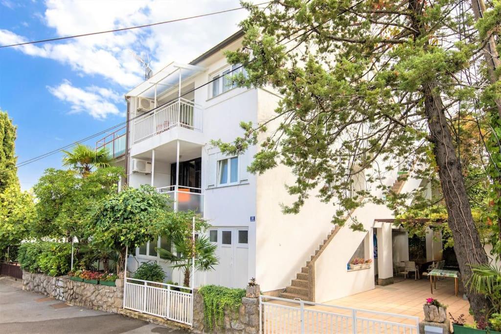Buena Vista Malinska #1 Apartamento Exterior foto